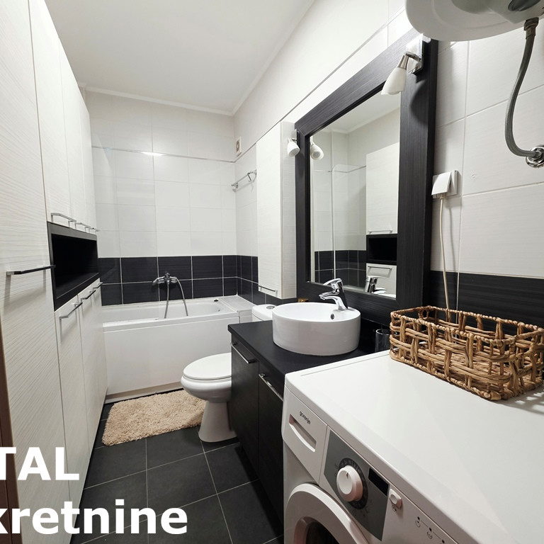 Stan Prodaja Novi Sad  40 m2