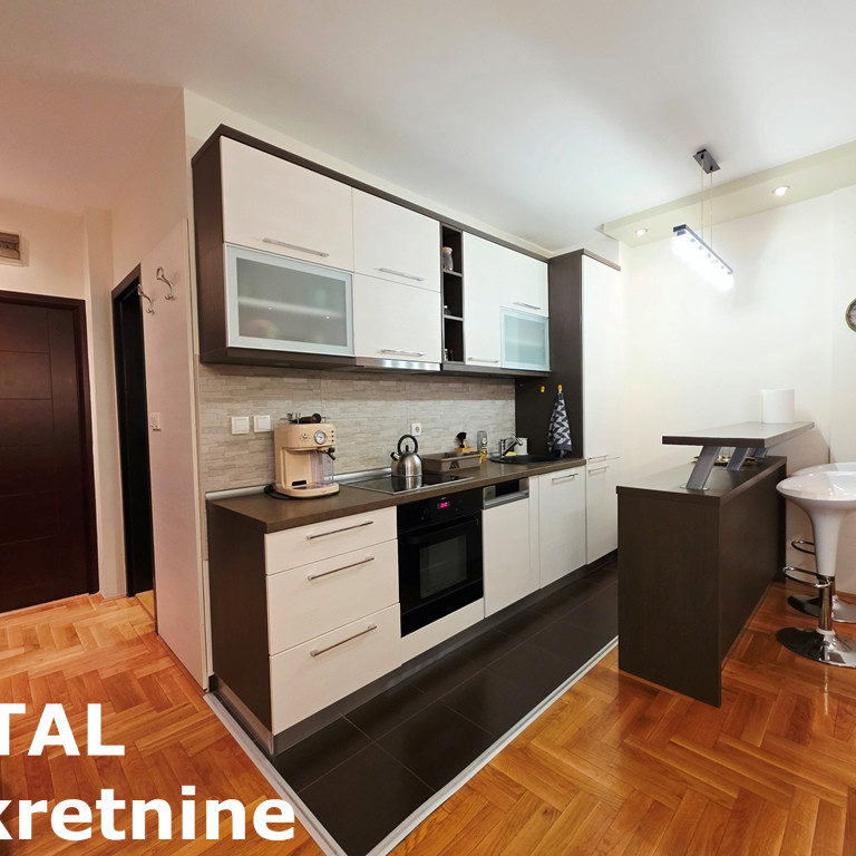 Stan Prodaja Novi Sad  40 m2