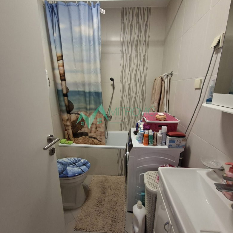 Troiposoban stan na prodaju, Novo Naselje, Novi Sad, 78m², 204.970 €