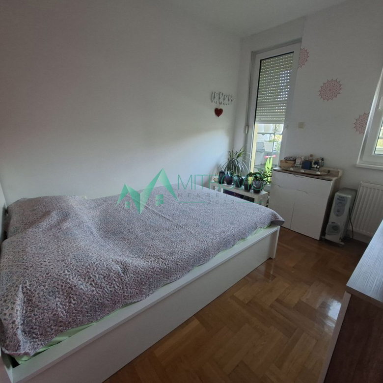 Troiposoban stan na prodaju, Novo Naselje, Novi Sad, 78m², 204.970 €