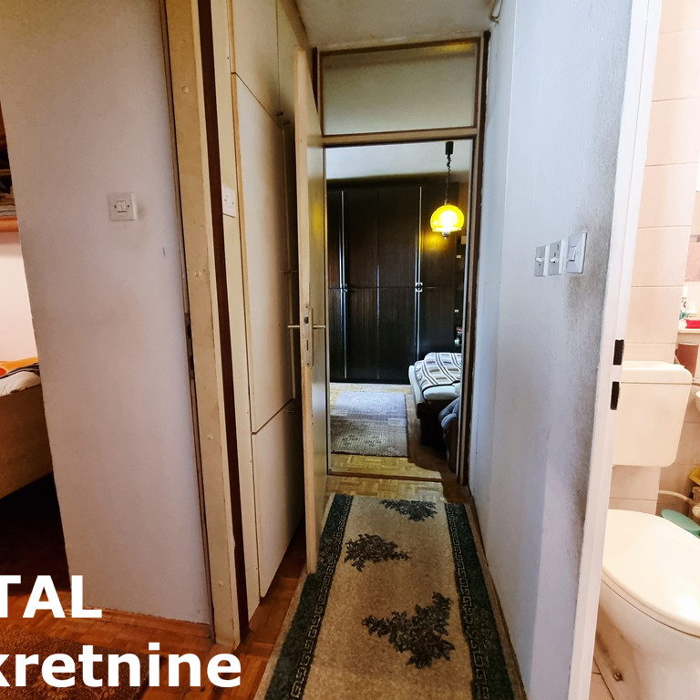 Troiposoban stan na prodaju, Blok 8, Novi Sad, 77m², 140.000 €