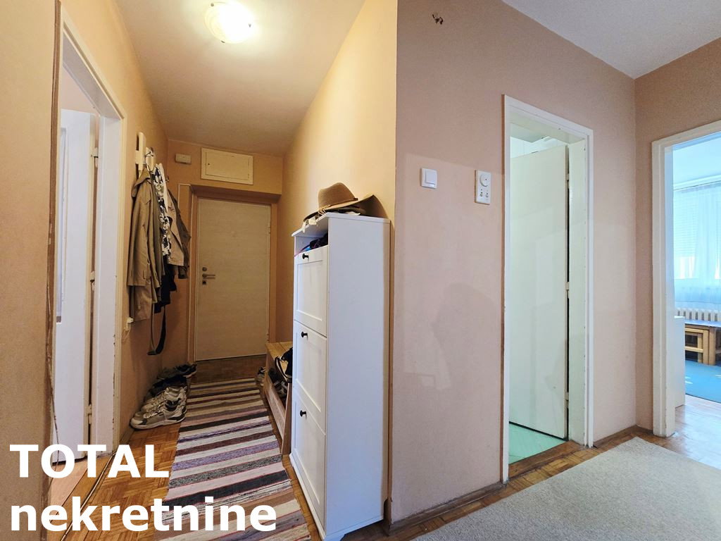 stanovi-3-5-re-centar-1103006-qvfei Troiposoban stan na prodaju, Centar, Novi Sad, 75m², 210.000 €