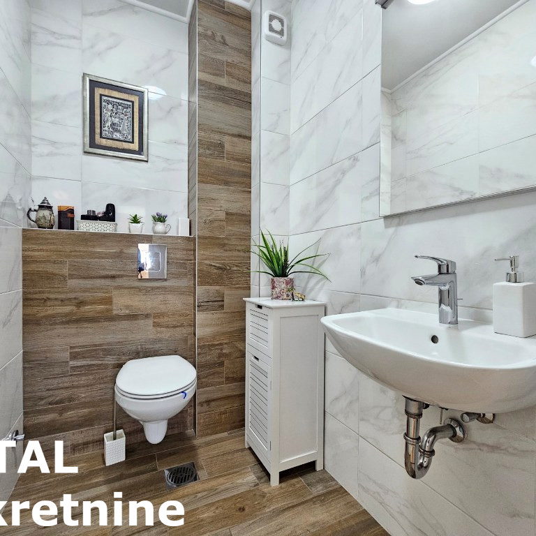 Trosoban stan na prodaju, Bulevar Oslobođenja, Novi Sad, 75m², 298.000 €