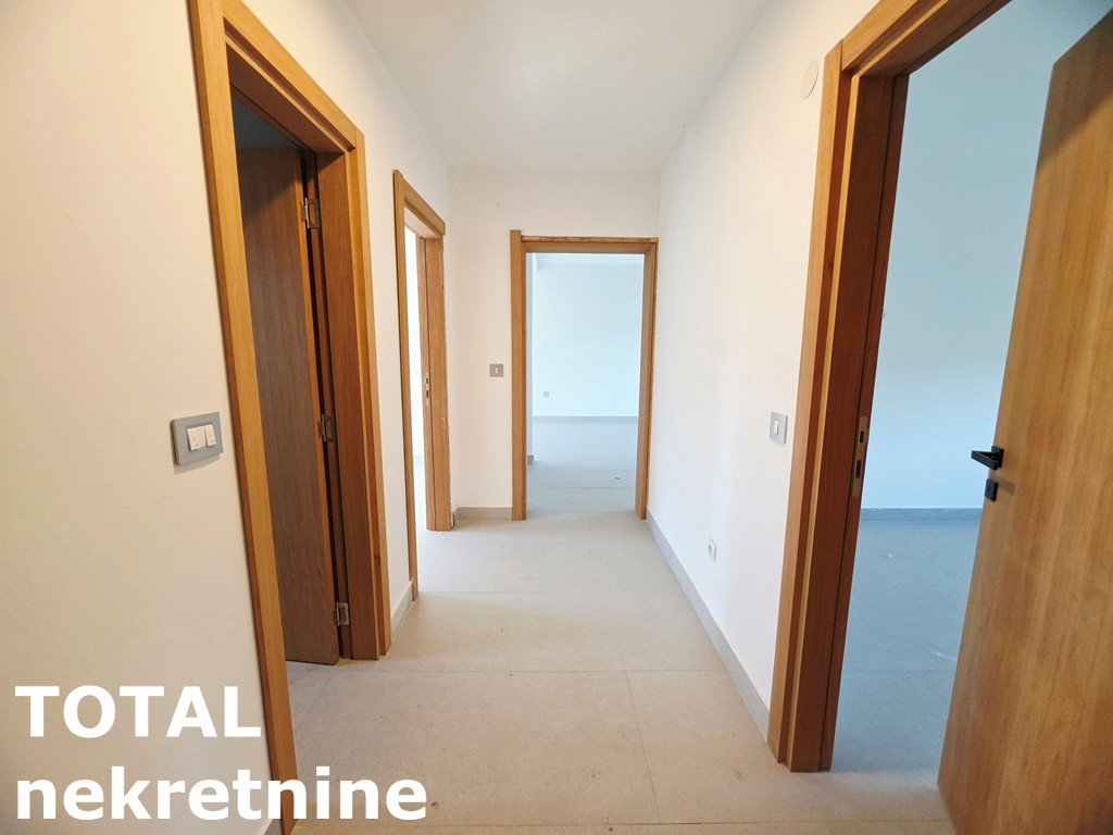 Trosoban stan na prodaju, Sremska Kamenica, Novi Sad, 81m², 220.000 €