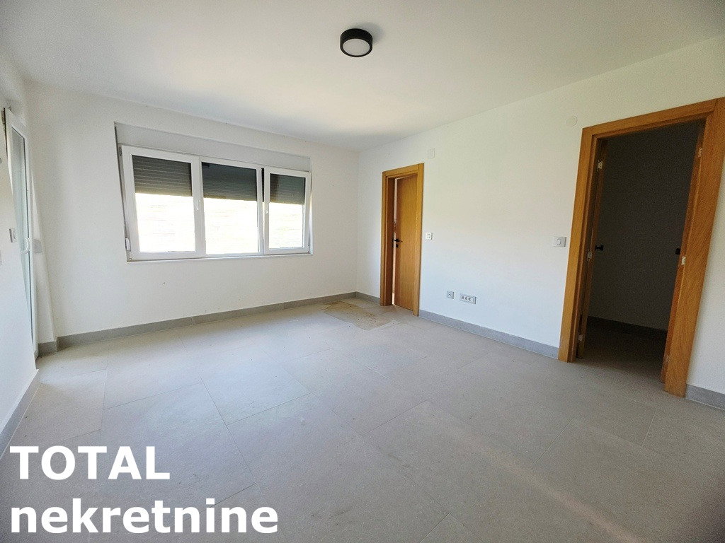 Stan Prodaja Novi Sad  81 m2