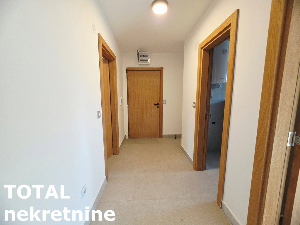 Trosoban stan na prodaju, Sremska Kamenica, Novi Sad, 81m², 220.000 €