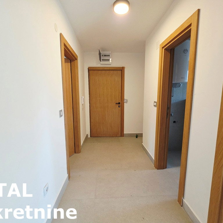 Trosoban stan na prodaju, Sremska Kamenica, Novi Sad, 81m², 220.000 €