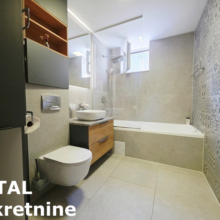 Trosoban stan na prodaju, Sremska Kamenica, Novi Sad, 77m², 200.000 €