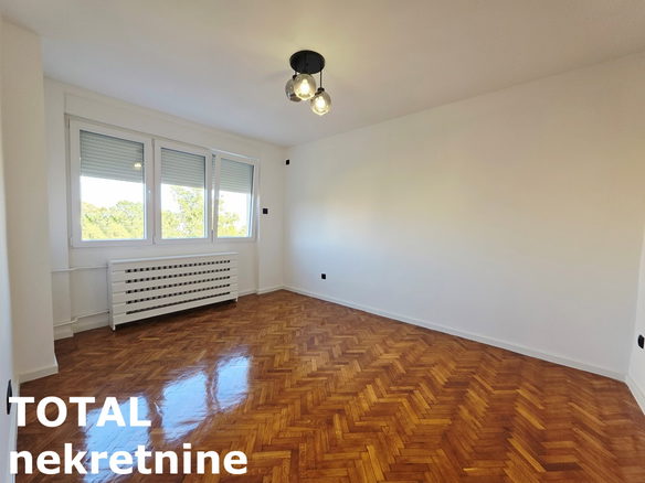 Stan Prodaja Novi Sad  64 m2
