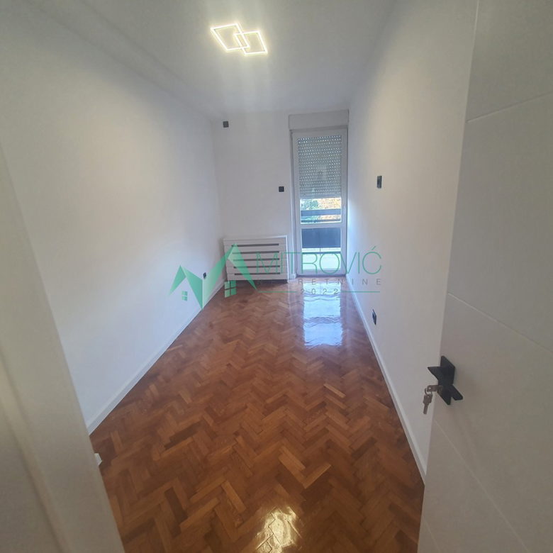 Stan Prodaja Novi Sad  64 m2
