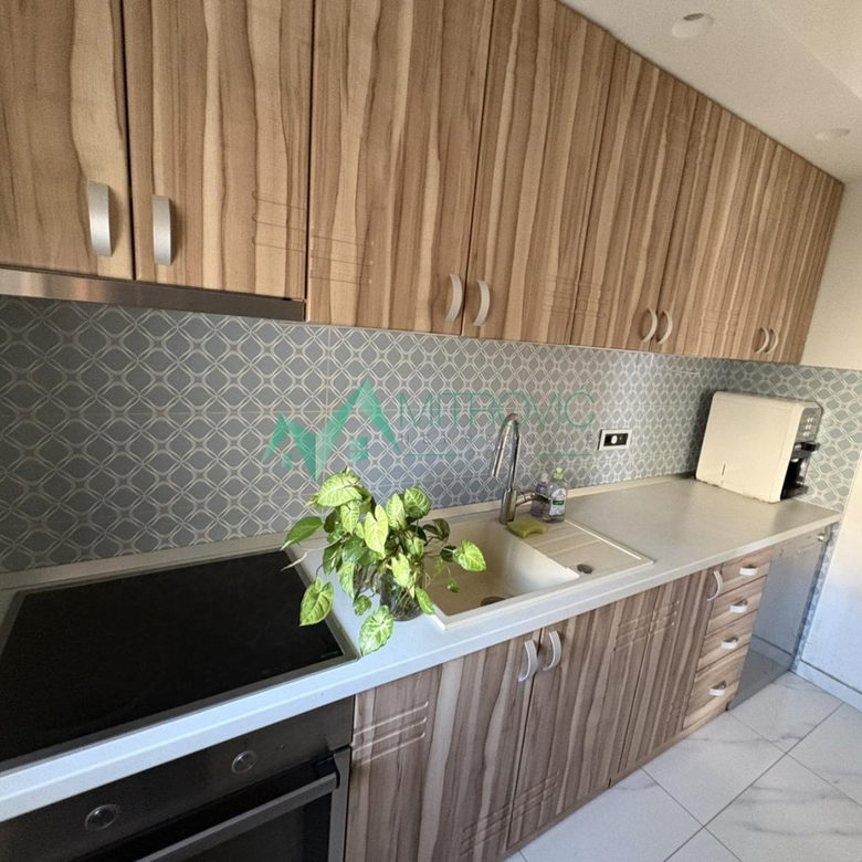 Stan Prodaja Novi Sad Bulevar Patrijarha Pavla 81 m2