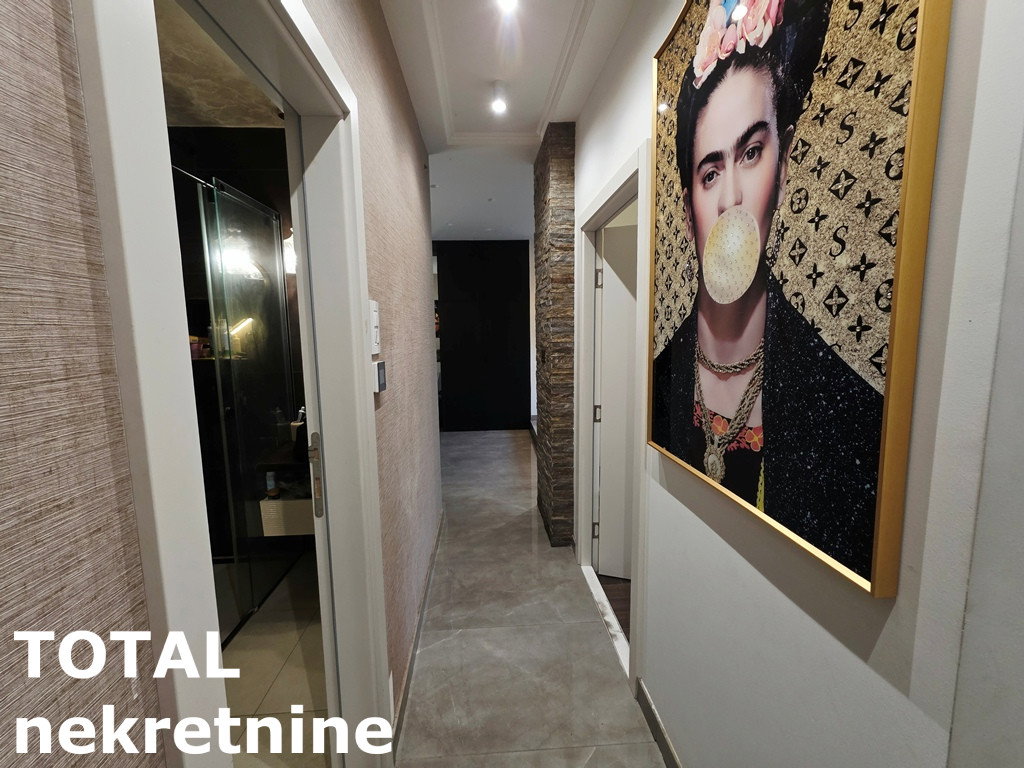stanovi-3-re-centar-1103125-kbqt4 Trosoban stan na prodaju, Centar, Novi Sad, 70m², 260.000 €