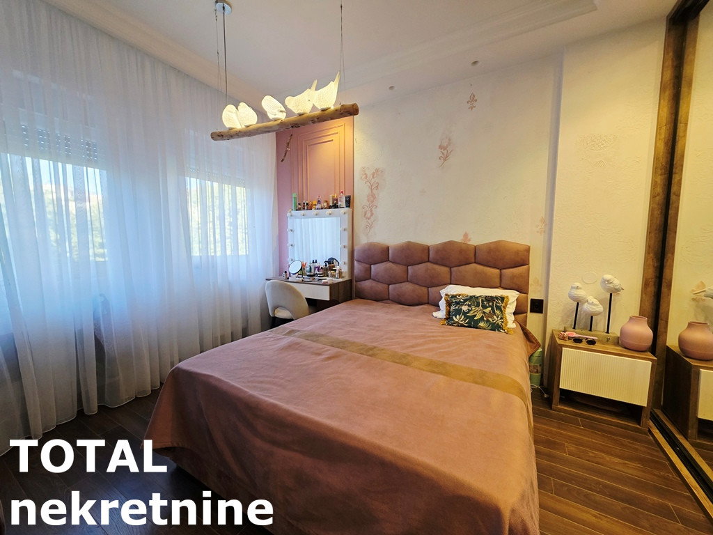 stanovi-3-re-centar-1103125-ouy5o Trosoban stan na prodaju, Centar, Novi Sad, 70m², 260.000 €
