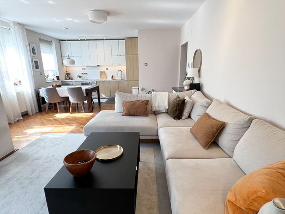 Stan Prodaja Novi Sad Cara Dušana 102 m2