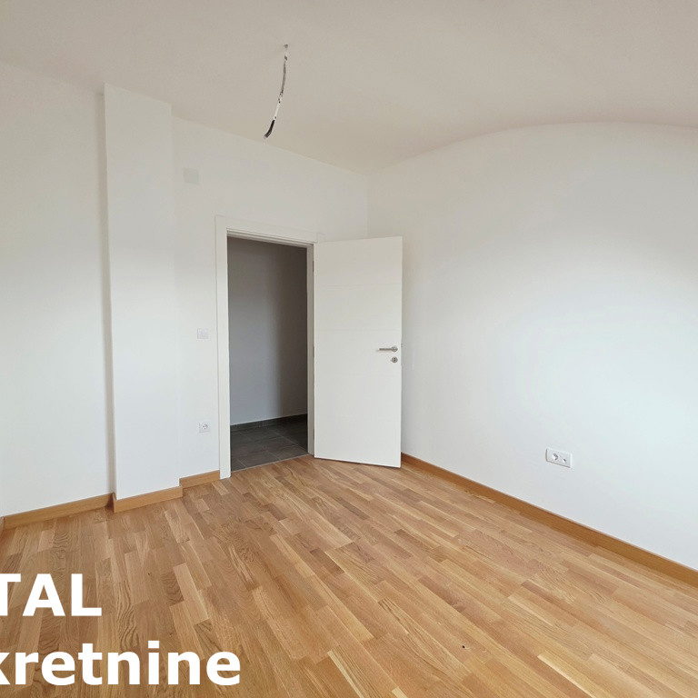 Četvorosoban stan na prodaju, Petrovaradin, Novi Sad, 118m², 251.800 €