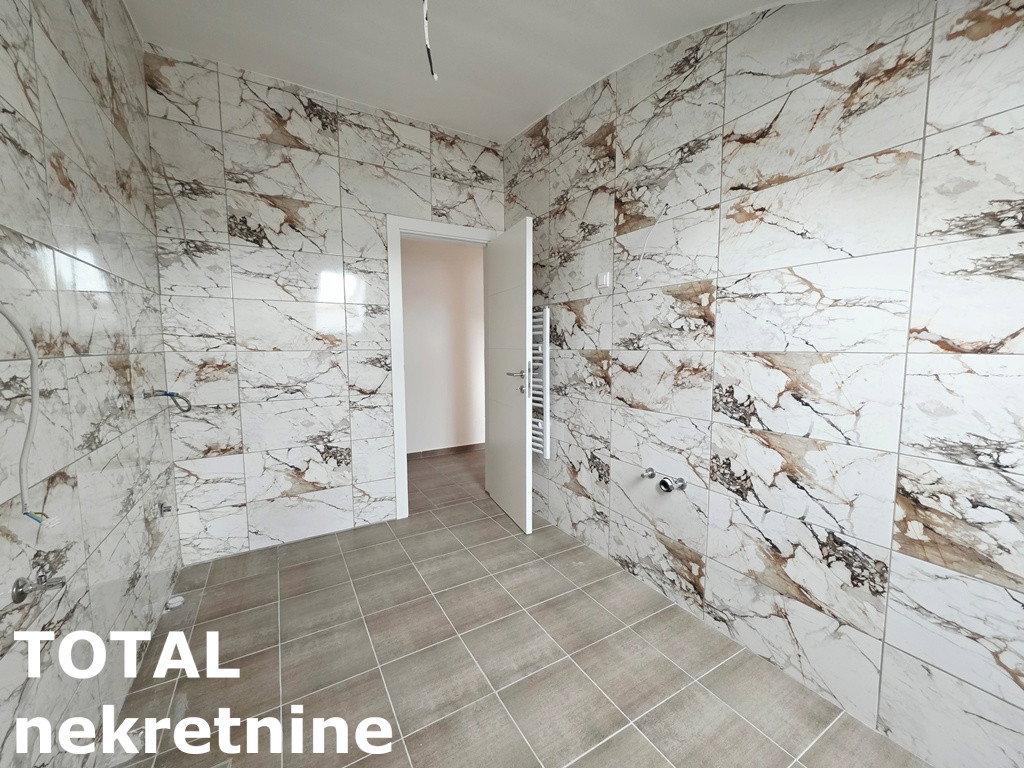 Četvorosoban stan na prodaju, Petrovaradin, Novi Sad, 118m², 251.800 €