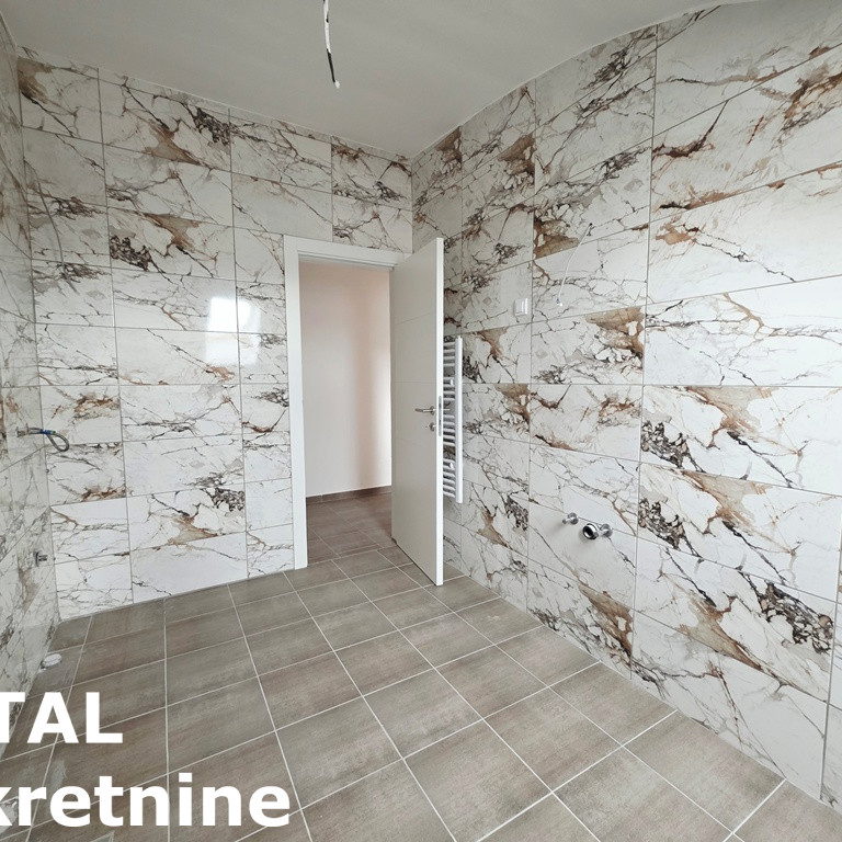 Četvorosoban stan na prodaju, Petrovaradin, Novi Sad, 118m², 251.800 €
