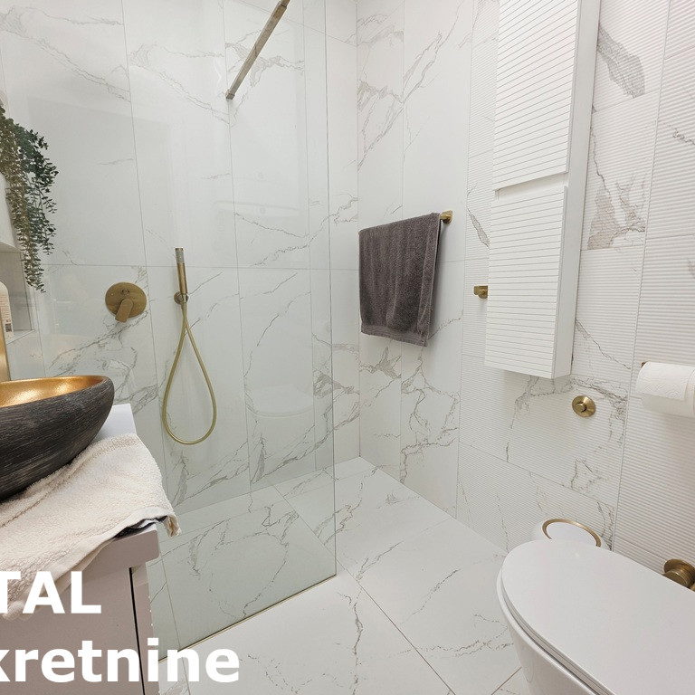 Trosoban stan na prodaju, Centar, Novi Sad, 99m², 310.000 €
