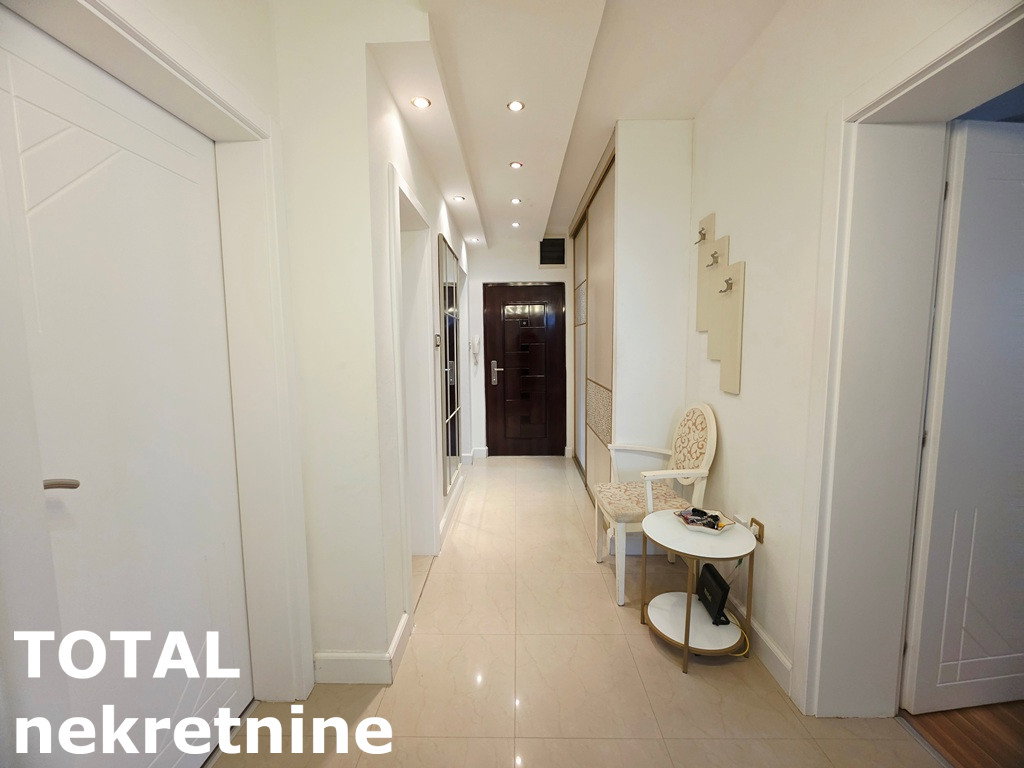 Trosoban stan na prodaju, Centar, Novi Sad, 99m², 310.000 €