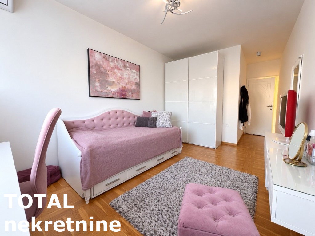 Trosoban stan na prodaju, Centar, Novi Sad, 99m², 310.000 €