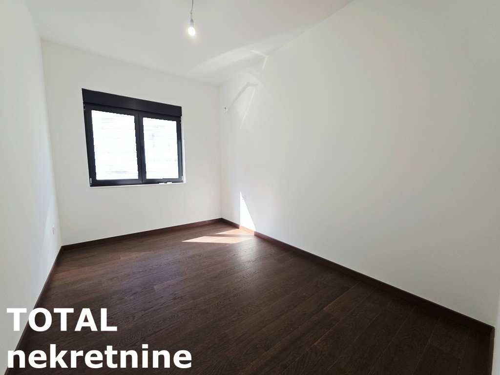 stanovi-4-re-sremska-kamenica-1066258-7xgxi Četvorosoban stan na prodaju, Sremska Kamenica, Novi Sad, 140m², 357.000 €