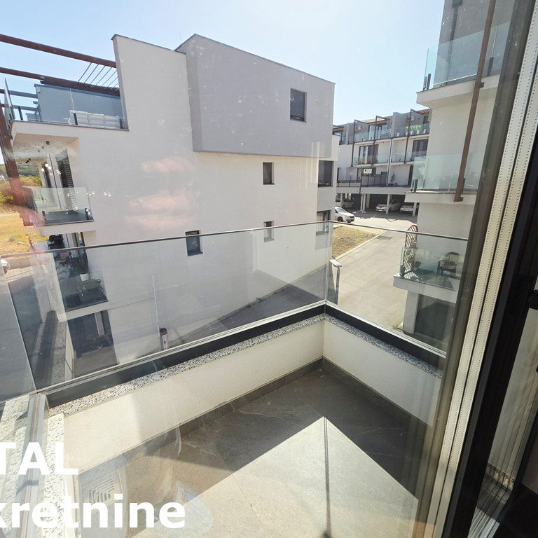 Stan Prodaja Novi Sad  140 m2