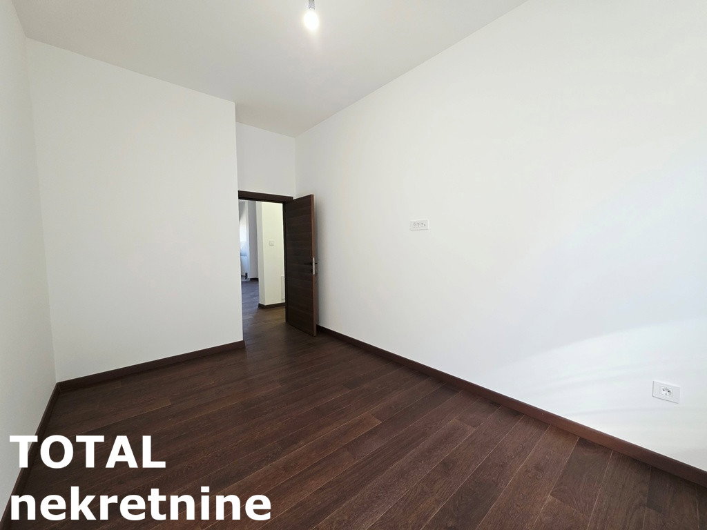 stanovi-4-re-sremska-kamenica-1066258-lwfdt Četvorosoban stan na prodaju, Sremska Kamenica, Novi Sad, 140m², 357.000 €