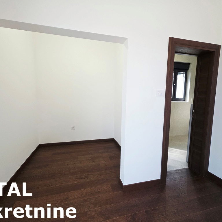 Stan Prodaja Novi Sad  140 m2