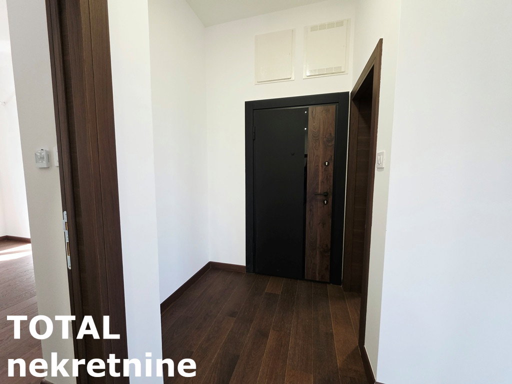 stanovi-4-re-sremska-kamenica-1066258-y1dsb Četvorosoban stan na prodaju, Sremska Kamenica, Novi Sad, 140m², 357.000 €