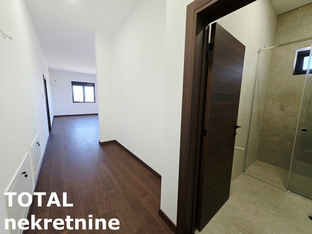 stanovi-4-re-sremska-kamenica-1103105-4zc8k Četvorosoban stan na prodaju, Sremska Kamenica, Novi Sad, 125m², 306.250 €