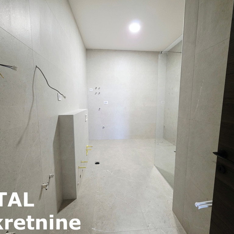 Četvorosoban stan na prodaju, Sremska Kamenica, Novi Sad, 125m², 306.250 €