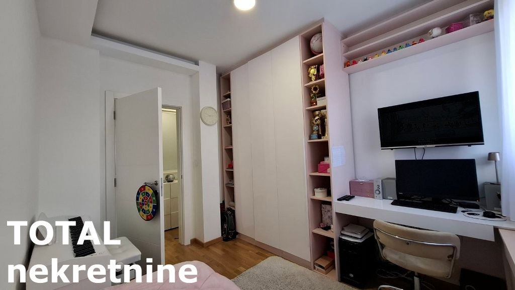 Stan Prodaja Novi Sad  127 m2