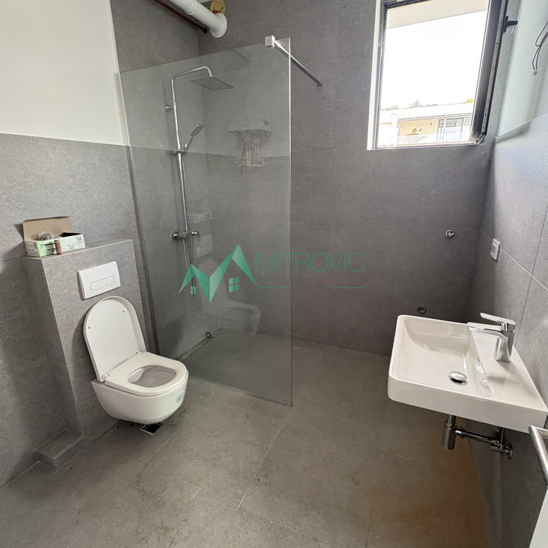 Petosoban stan na prodaju, Čardak, Novi Sad, 154m², 348.960 €