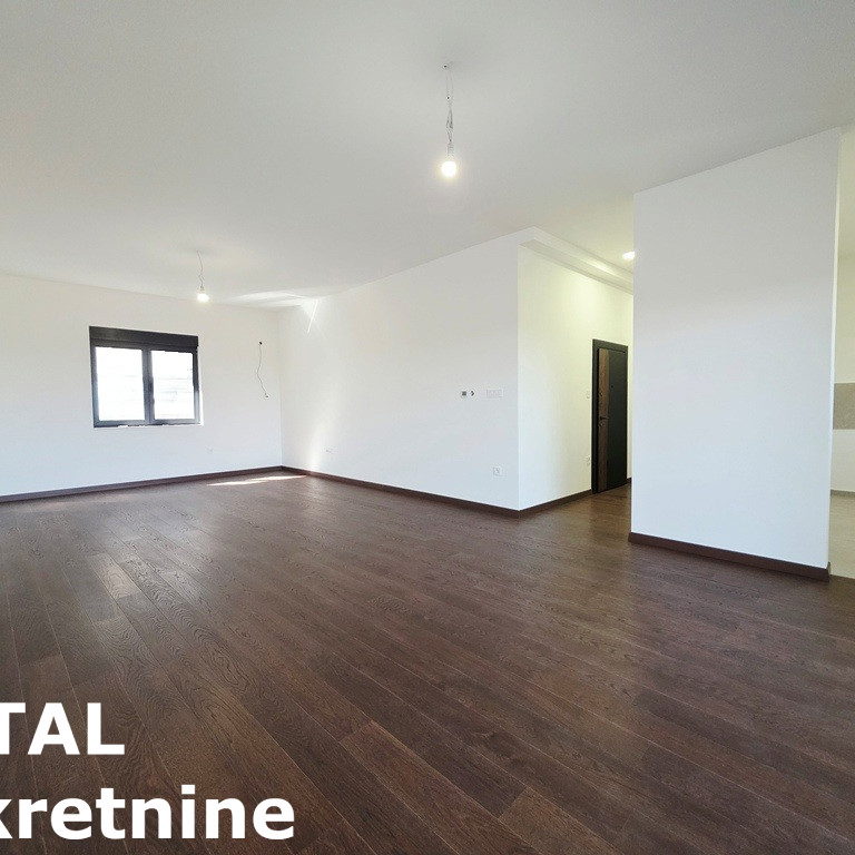 Stan Prodaja Novi Sad  154 m2