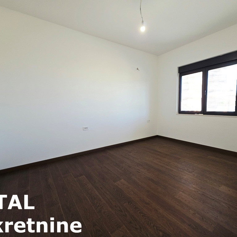 Petosoban stan na prodaju, Sremska Kamenica, Novi Sad, 154m², 346.500 €