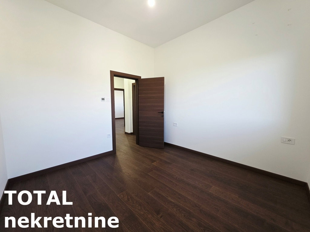 Petosoban stan na prodaju, Sremska Kamenica, Novi Sad, 154m², 346.500 €