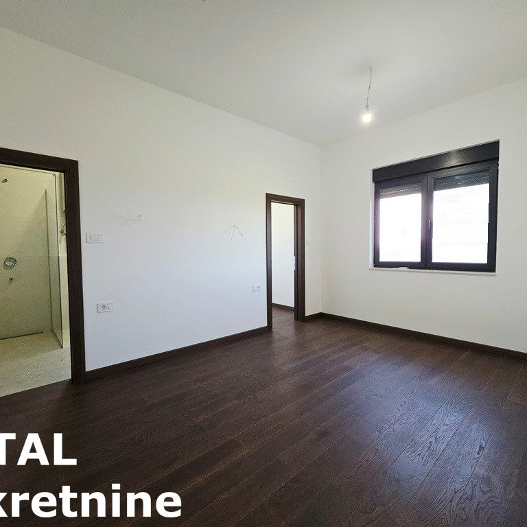 Petosoban stan na prodaju, Sremska Kamenica, Novi Sad, 154m², 346.500 €