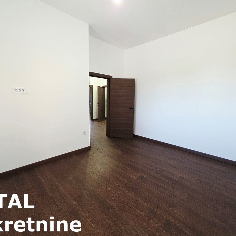 Petosoban stan na prodaju, Sremska Kamenica, Novi Sad, 154m², 346.500 €