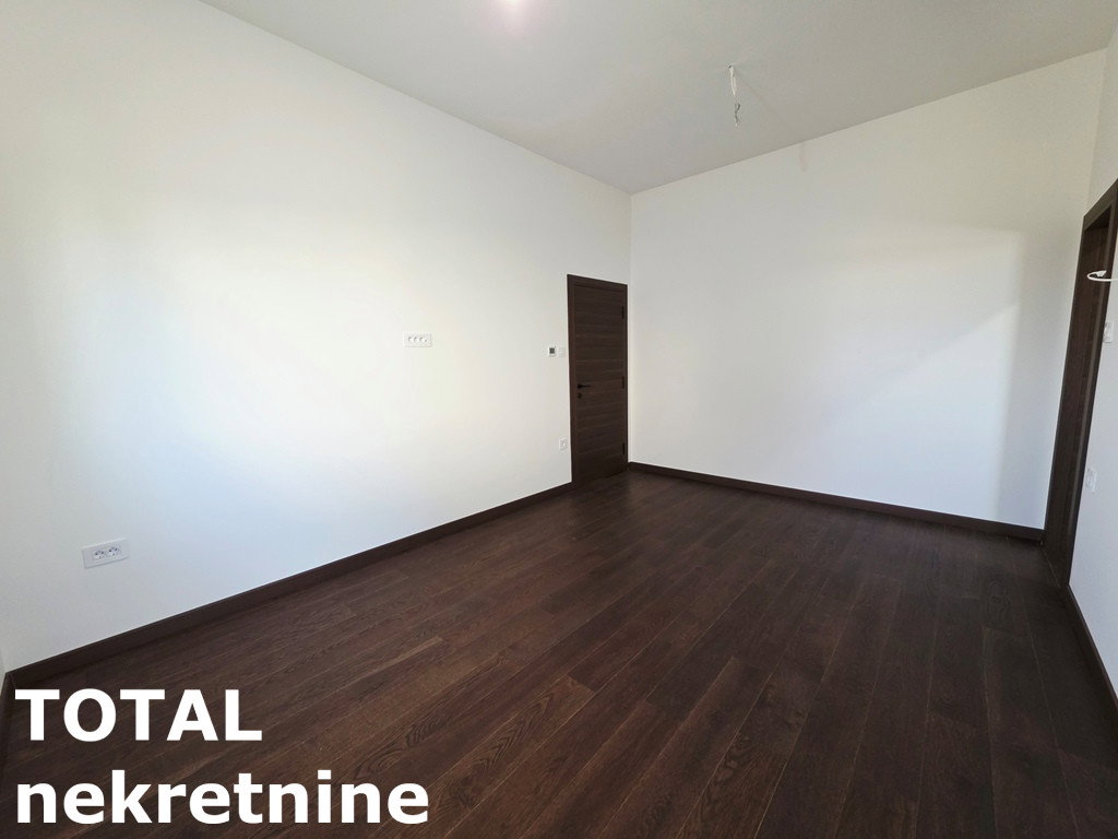 Petosoban stan na prodaju, Sremska Kamenica, Novi Sad, 154m², 346.500 €