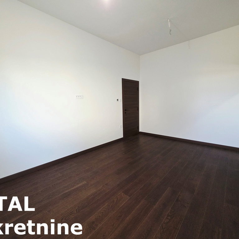 Petosoban stan na prodaju, Sremska Kamenica, Novi Sad, 154m², 346.500 €