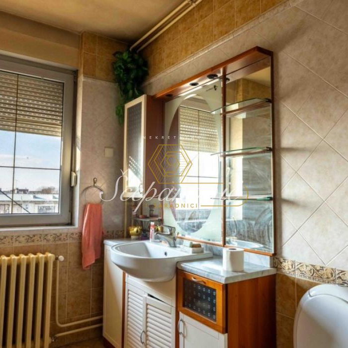 Petosoban stan na prodaju, Kej, Novi Sad, 179m², 400.000 €