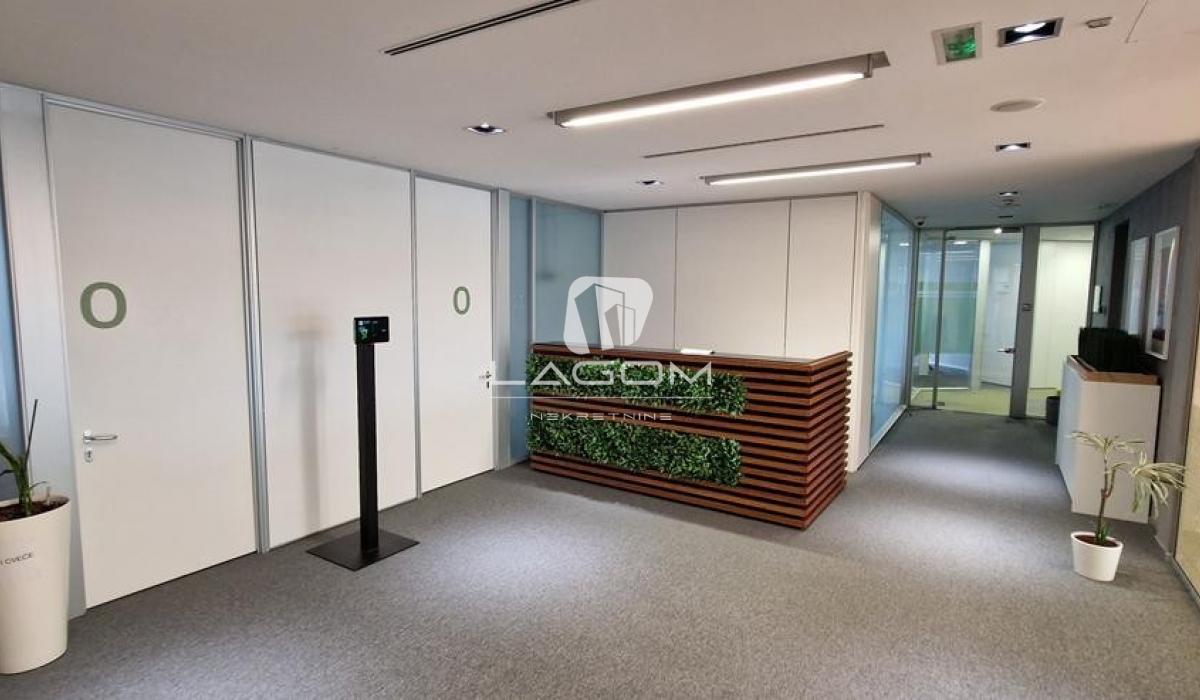 Lokal za izdavanje, Blok 67 – Belville, Beograd, 772m², 5. sprat, 14.300 €/mes