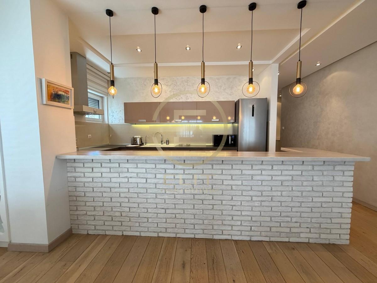 stanovi-izdavanje-57rmp1yH7x Trosoban stan na prodaju, Liman, Novi Sad, 105m², 430.000 €