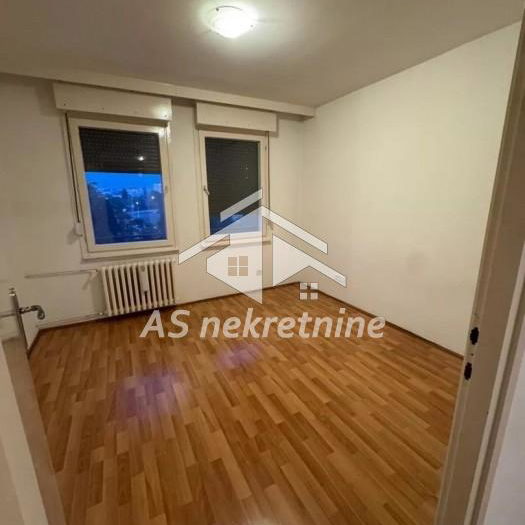 Stan Izdavanje Beograd Blok 19a 73 m2