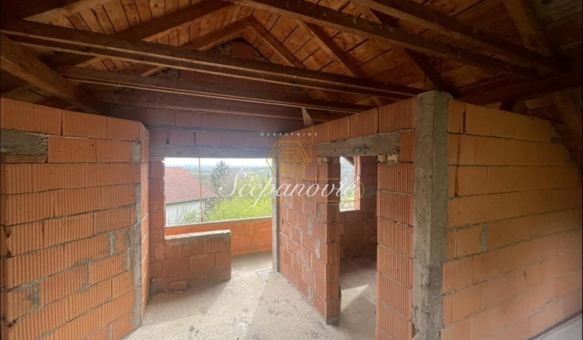 Kuća Prodaja Irig  140 m2