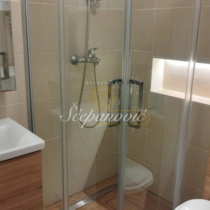 Dvosoban stan na prodaju, Bulevar Oslobođenja, Novi Sad, 54m², 165.000 €