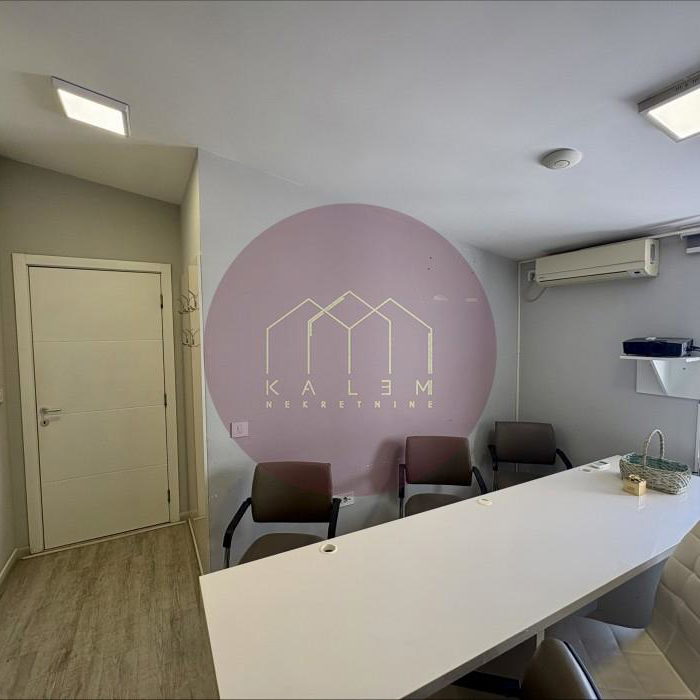 Petosoban stan na prodaju, Đeram Pijaca, Beograd, 118m², 349.000 €