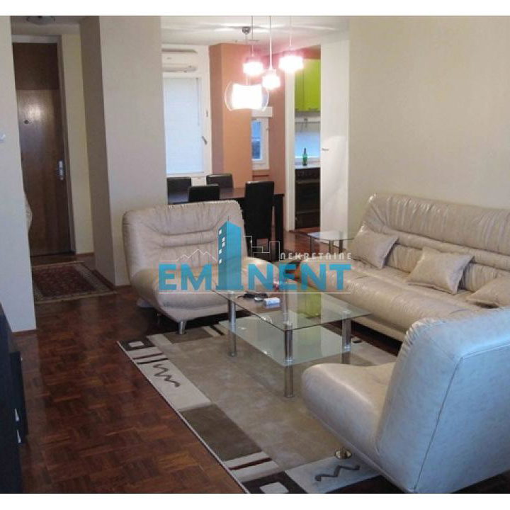 Stan Izdavanje Beograd Blok 23 70 m2