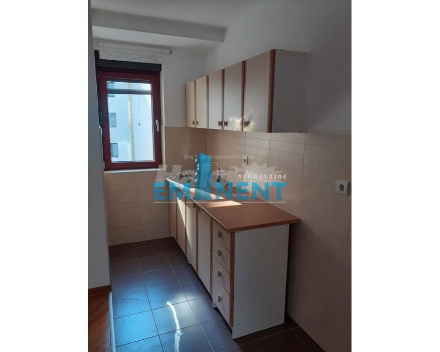 Stan Izdavanje Beograd Crveni Krst Vračar 90 m2