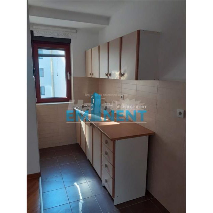 Stan Izdavanje Beograd Crveni Krst Vračar 90 m2
